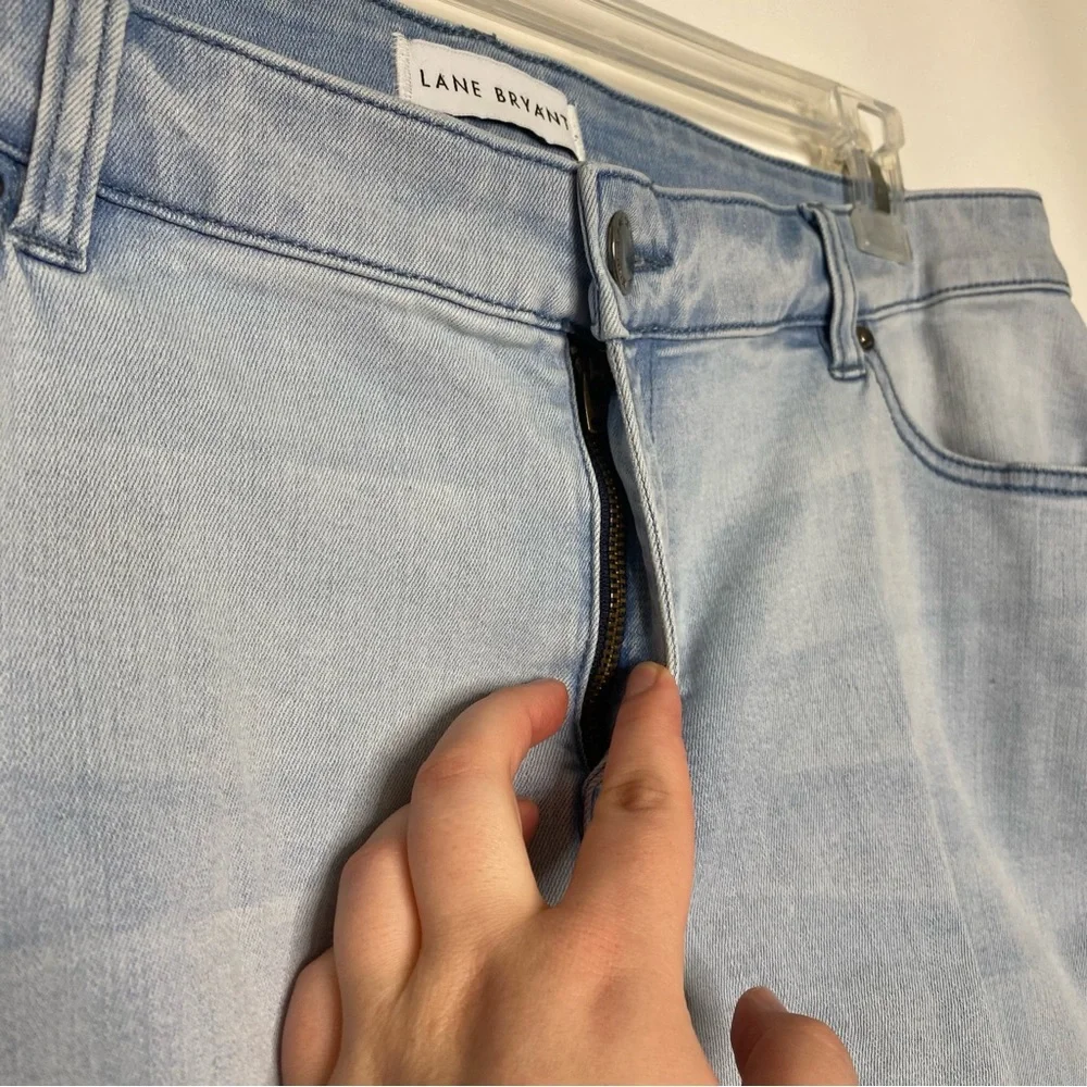 Lane Bryant Signature Fit Flex Magic Waistband Bermuda Short 20 Light Denim